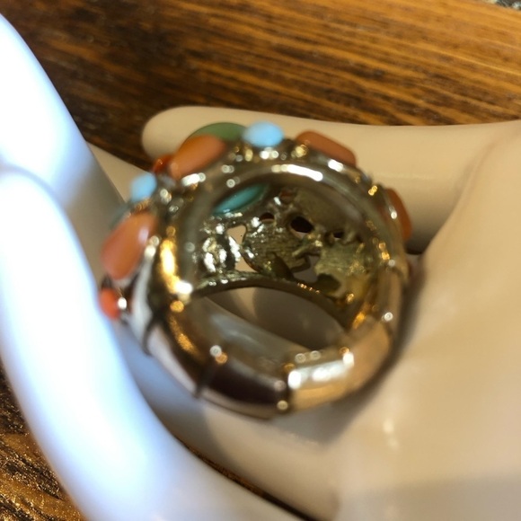 Cabochon Green and Orange Stretch Statement Ring - Picture 7 of 9